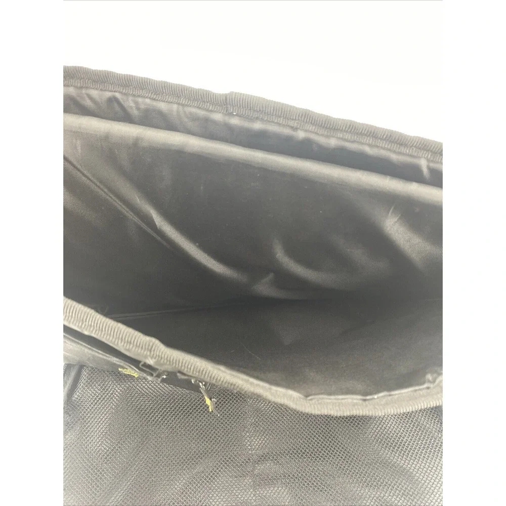 Targus Laptop Bag Citigear Messenger TCG200 Travel Black 16x14x3‎ Storage Tablet